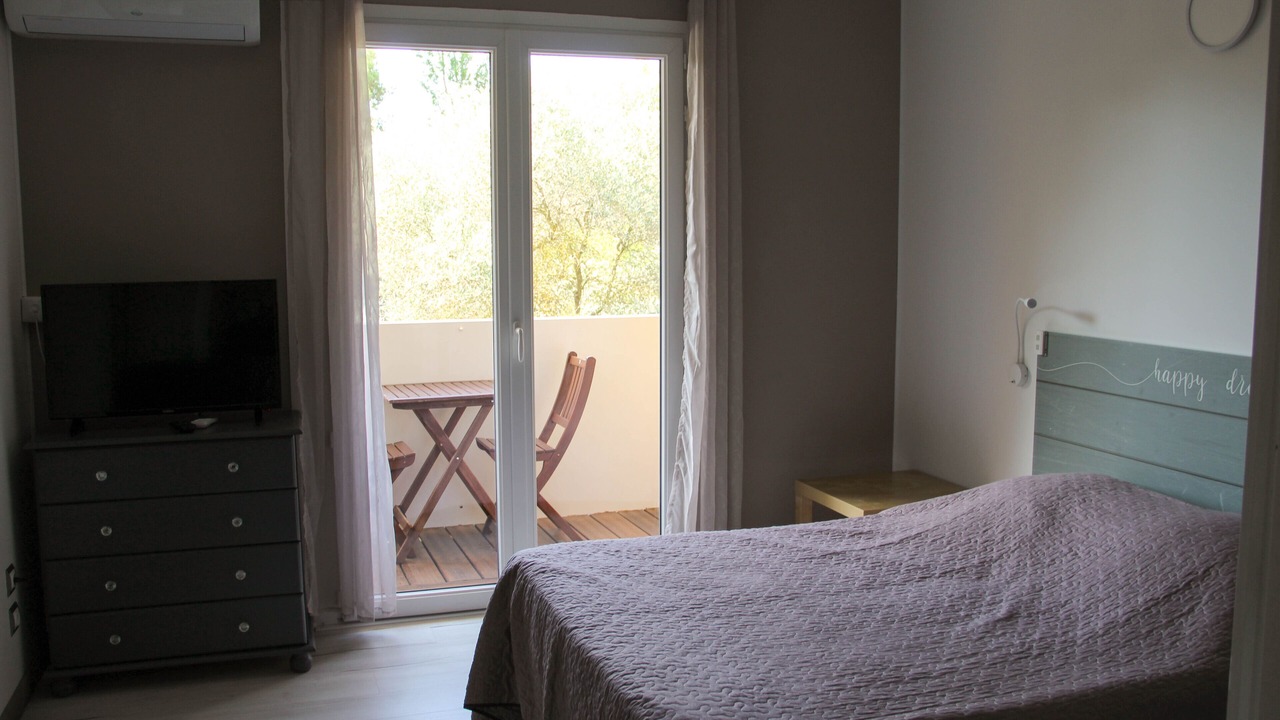 Photo of Patio Balcony in Serignan