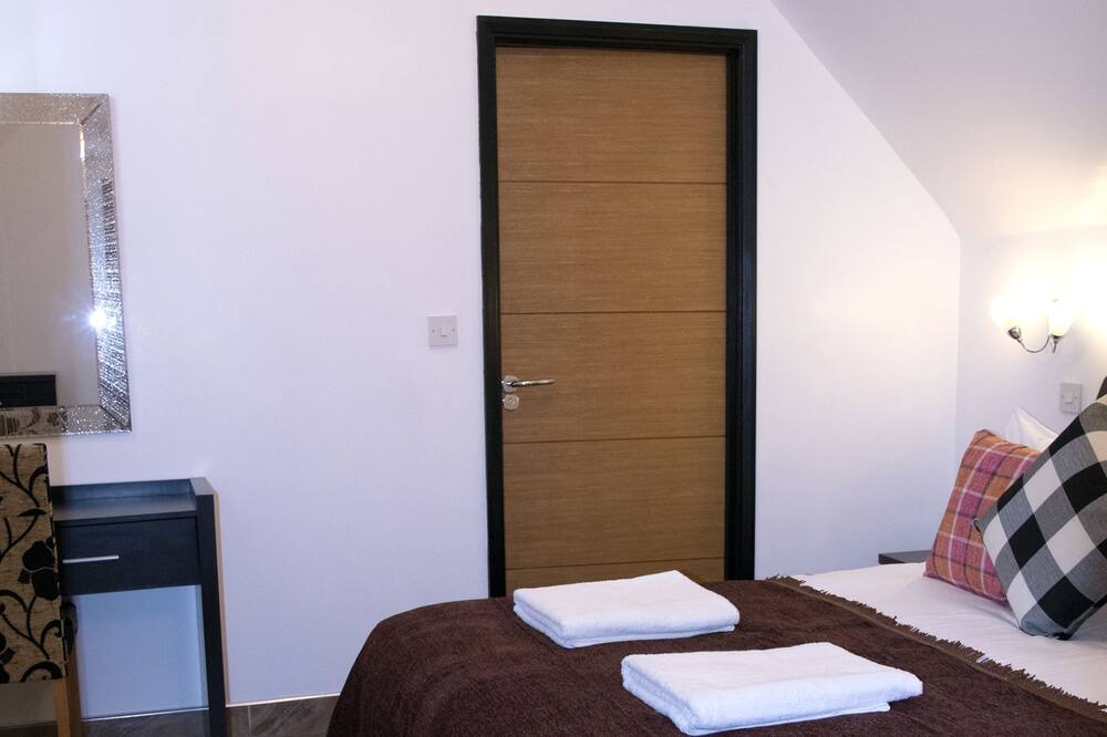 Photo of Livingroom in Bilston