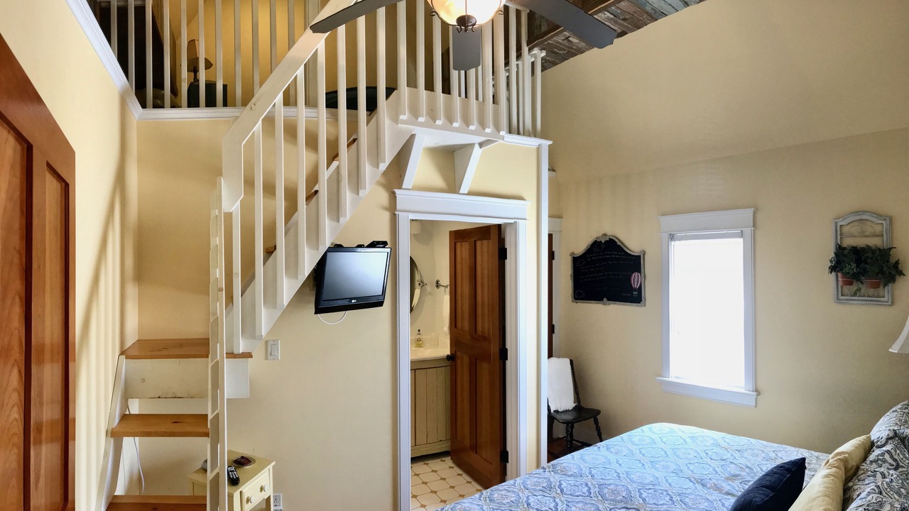 Photo of Bedroom in Ellwood City