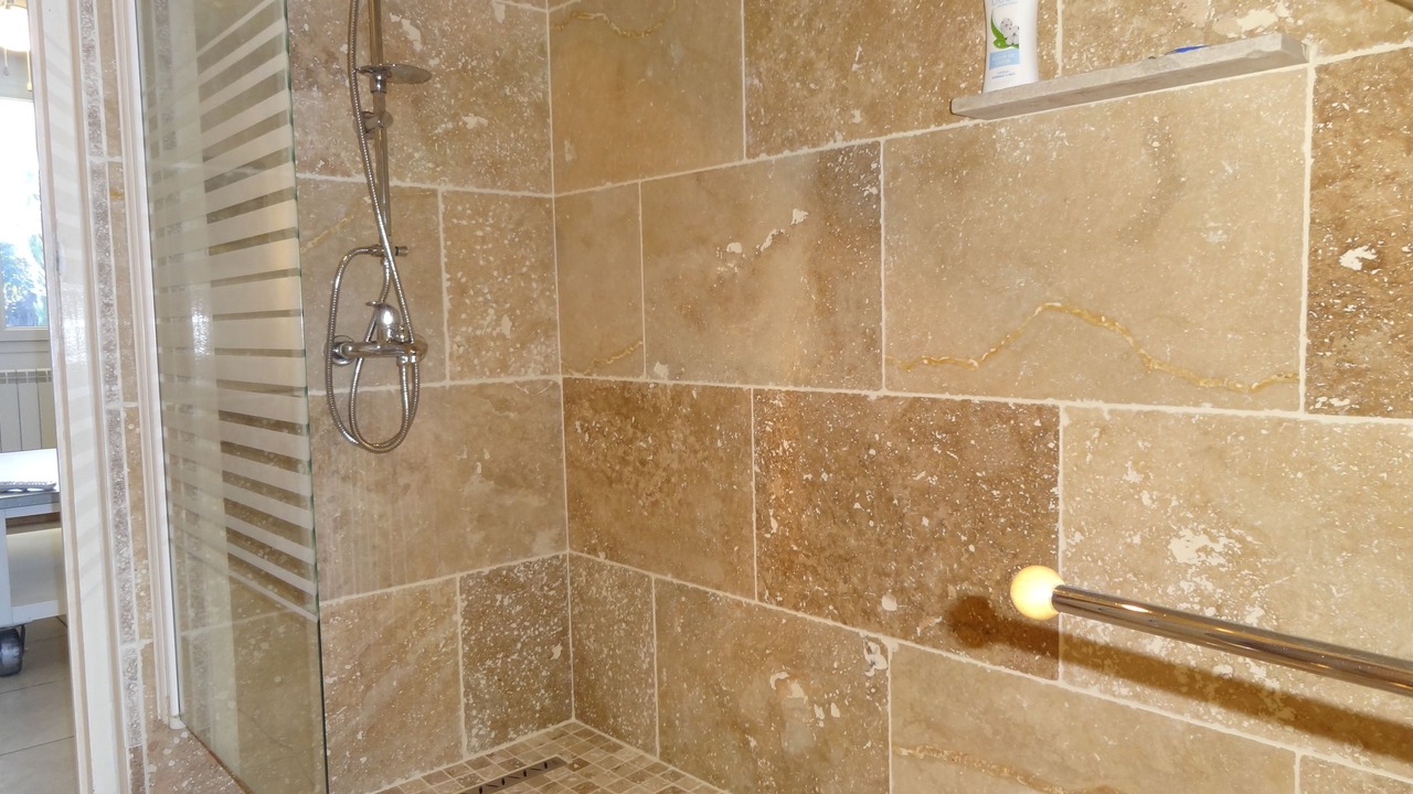 Photo of Bathroom in St.-Remy-de-Provence