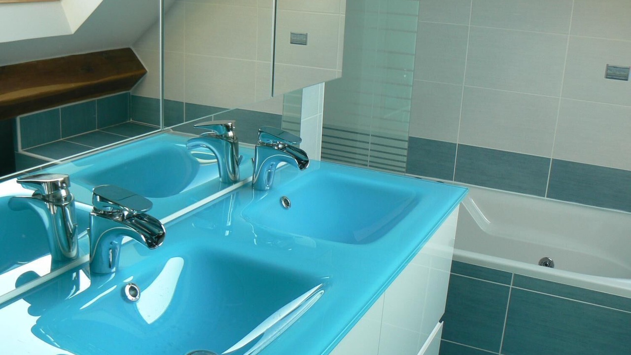 Photo of Others in Venoy