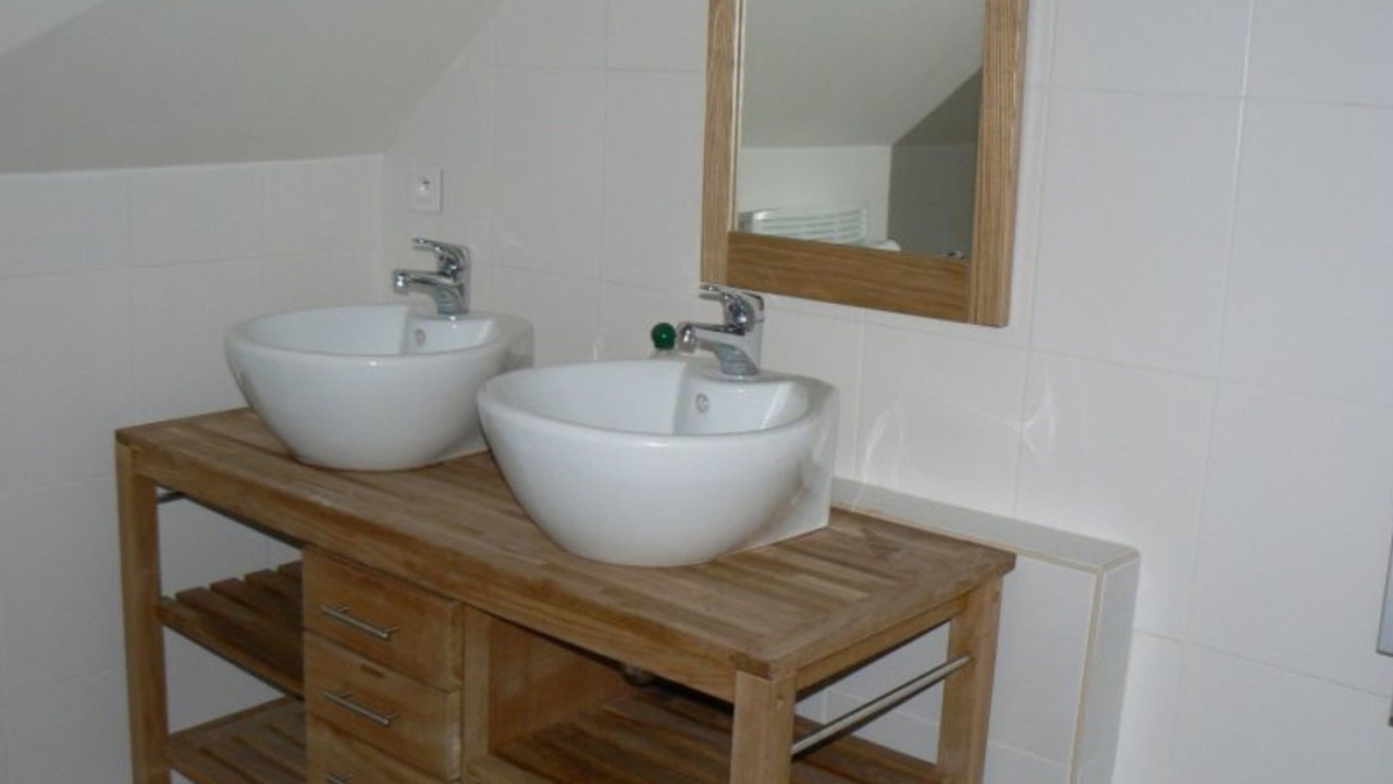 Photo of Bathroom in Venoy