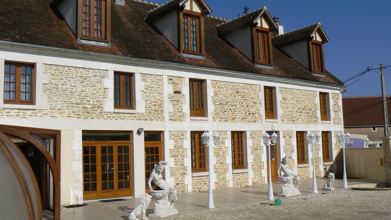 Photo of Outdoor in Venoy