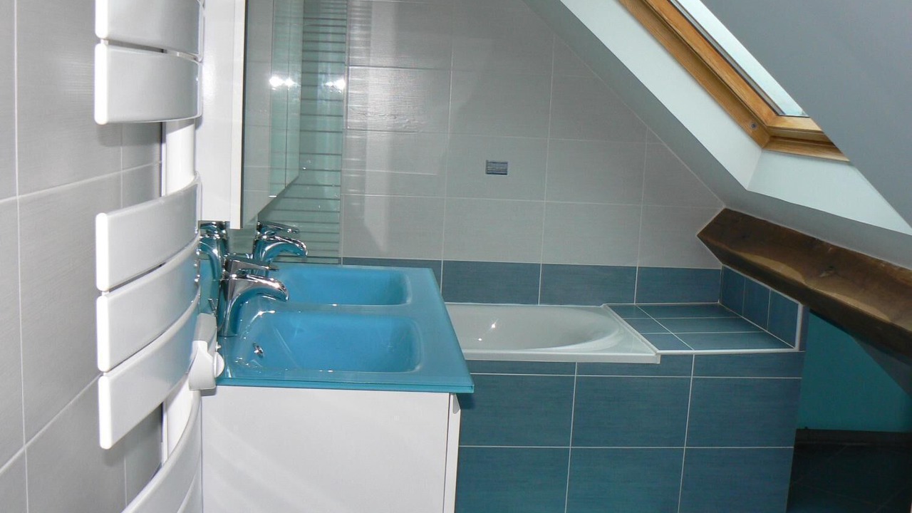 Photo of Others in Venoy