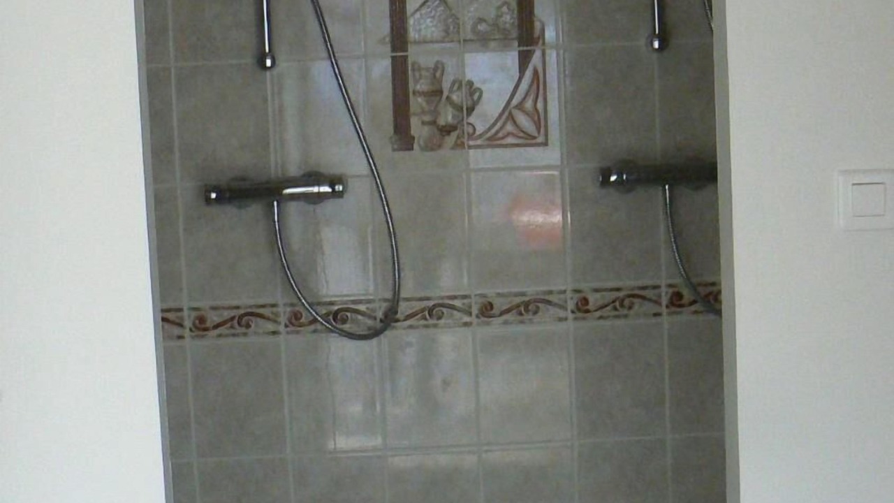 Photo of Others in Venoy