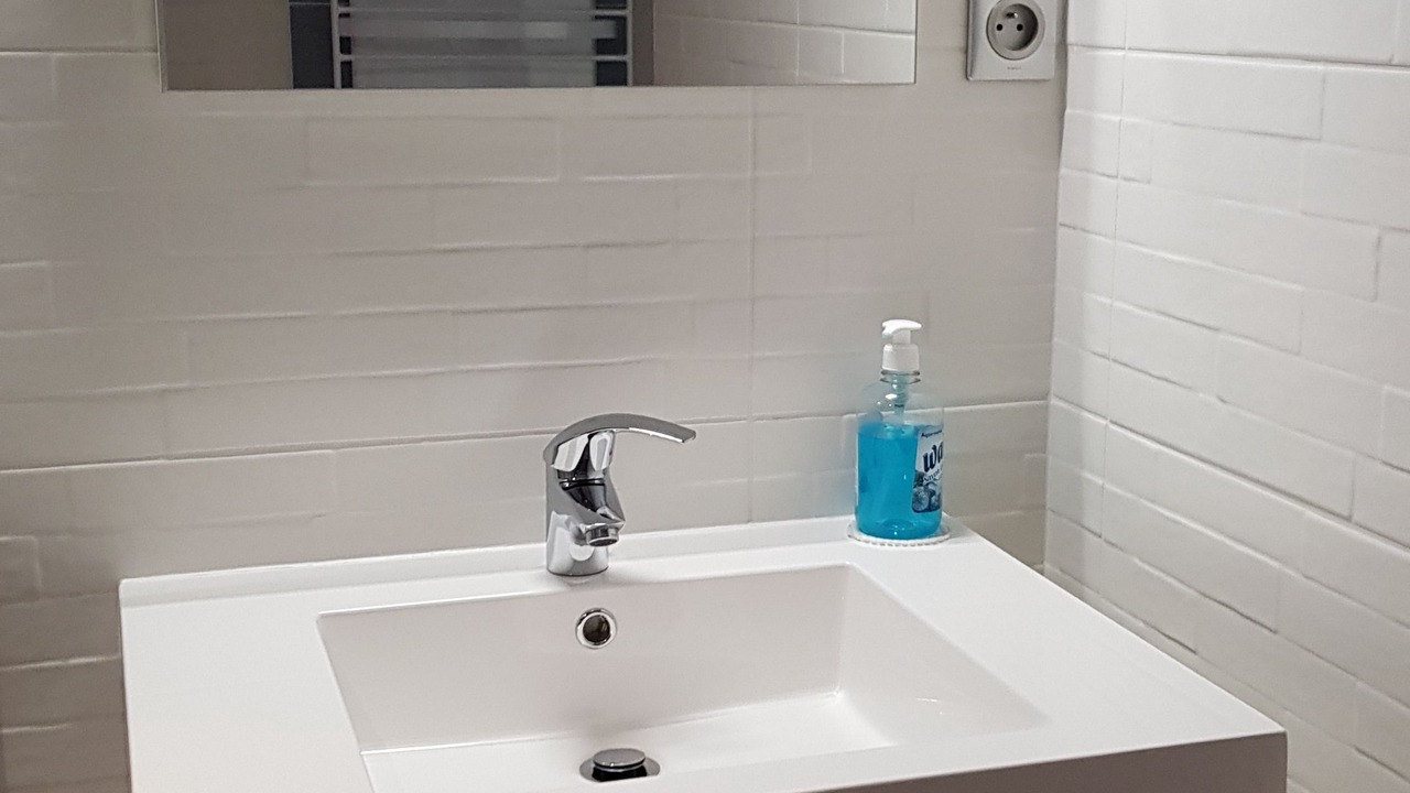 Photo of Bathroom in Mareugheol