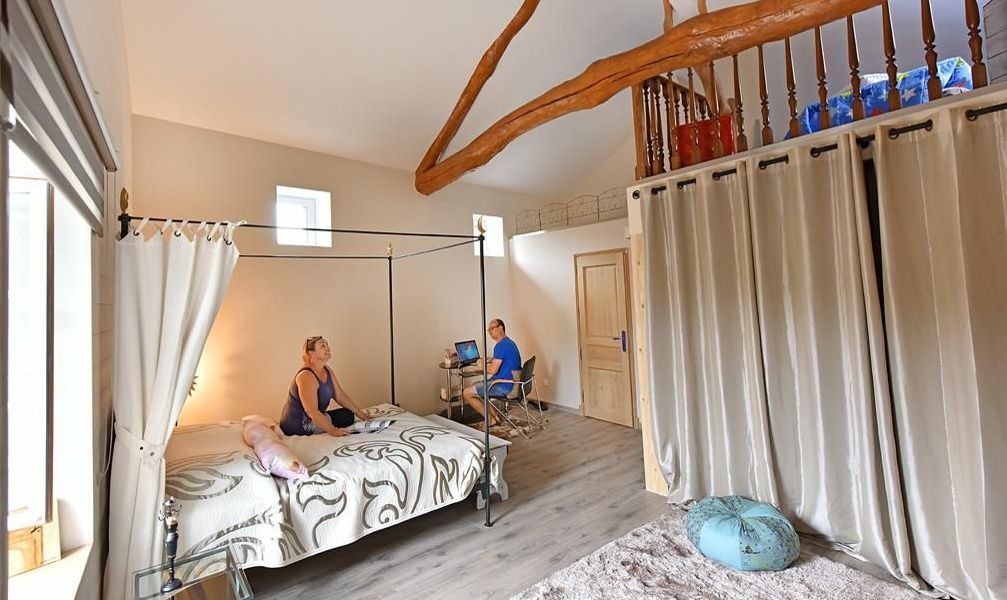 Photo of Bedroom in Mareugheol