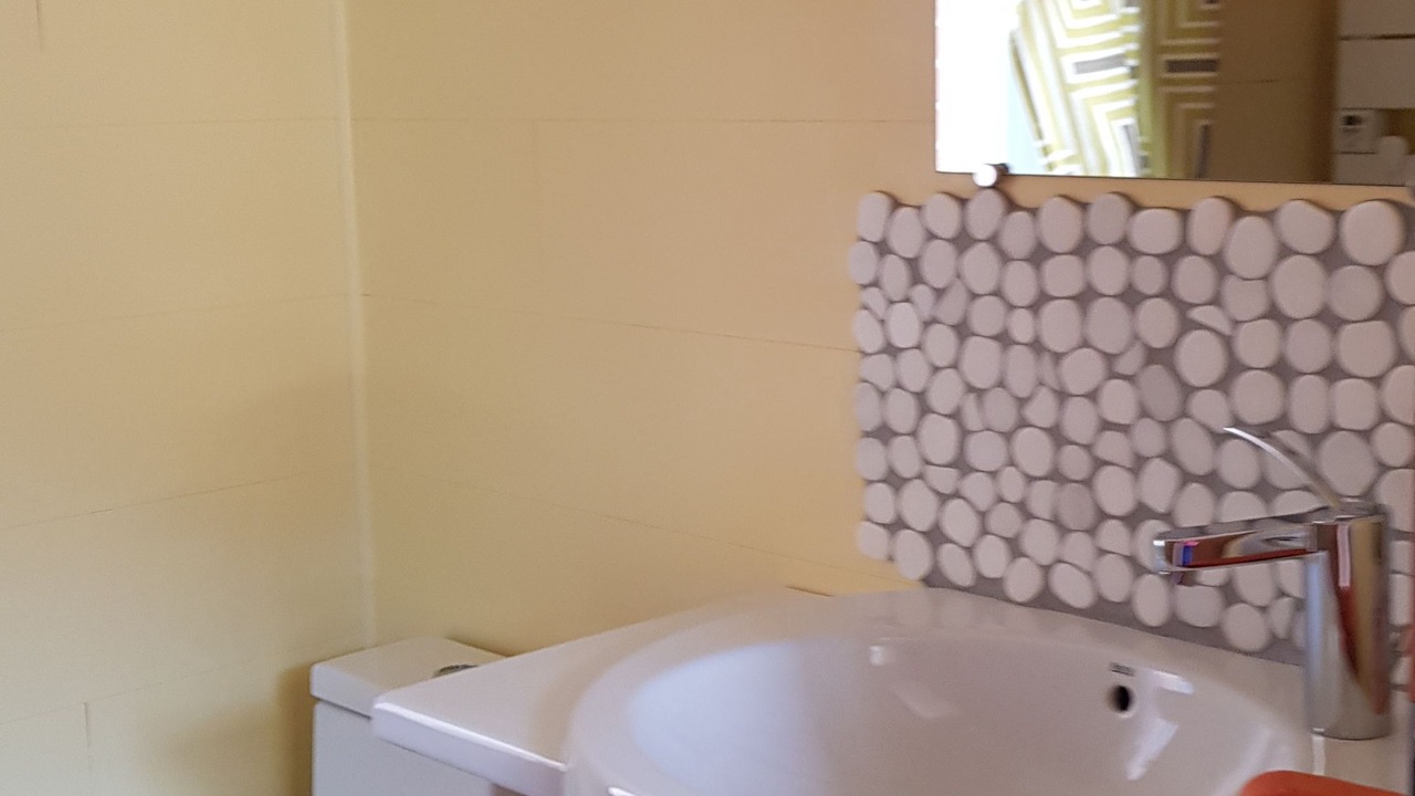 Photo of Bathroom in Mareugheol