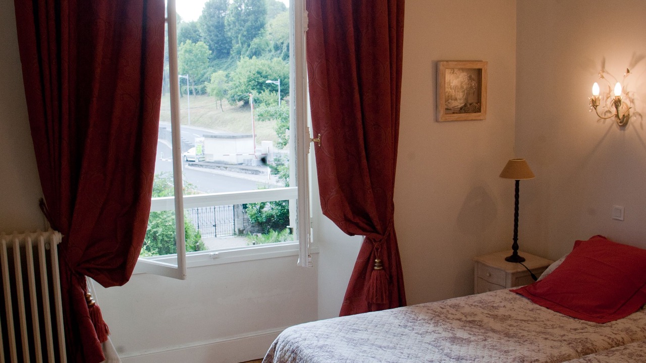 Photo of Bedroom in Figeac