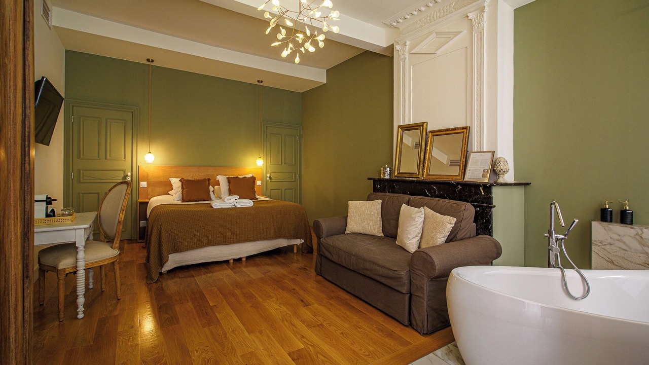 Photo of Bedroom in Gaillac