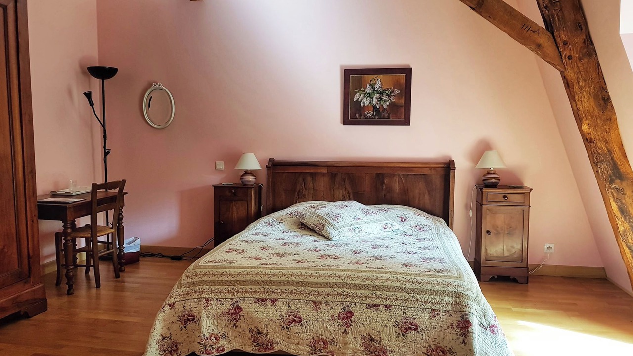 Photo of Bedroom in Villamblard