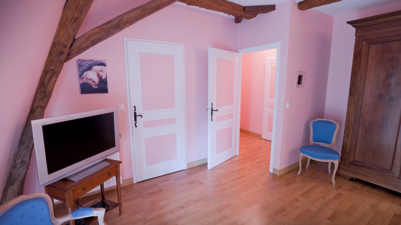 Photo of Bedroom in Villamblard
