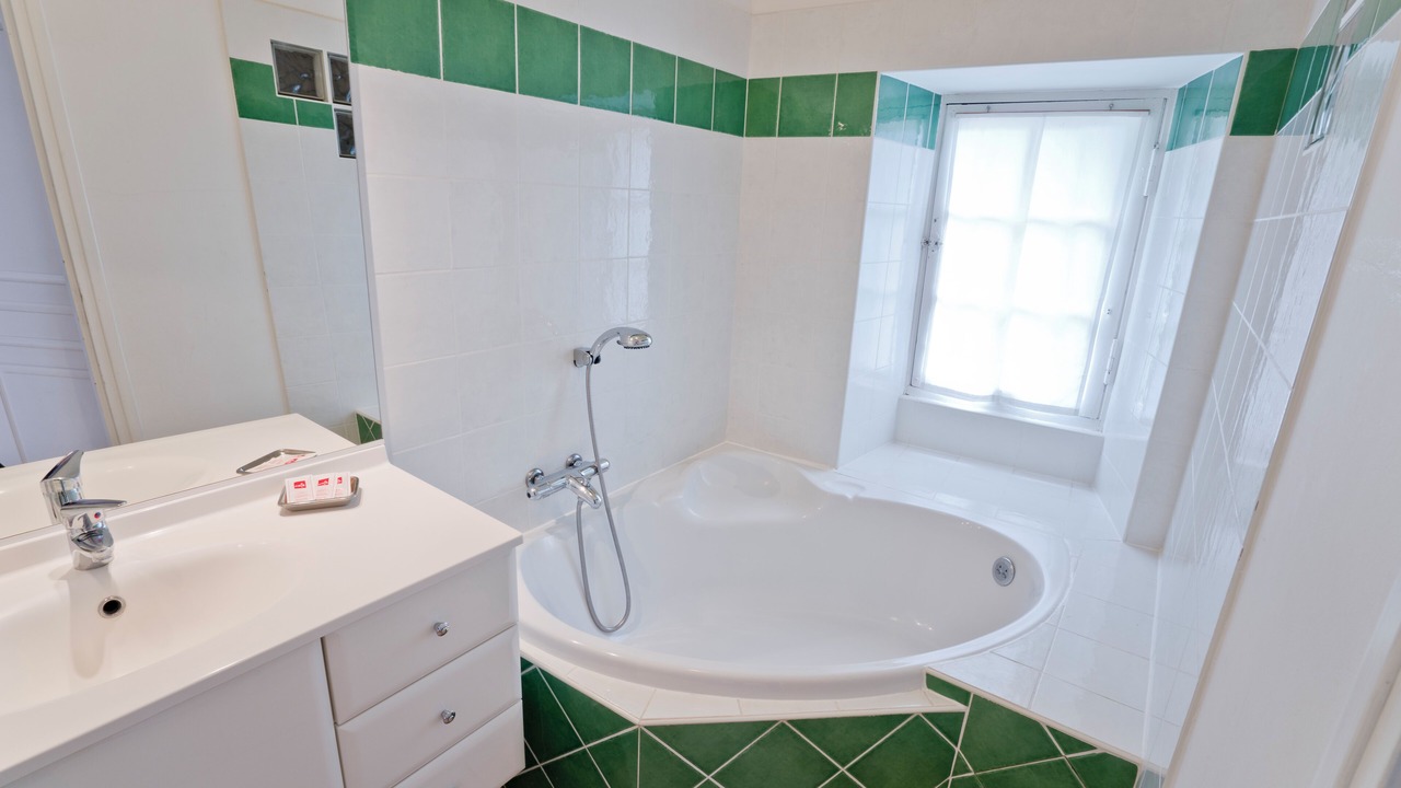 Photo of Bathroom in Villamblard