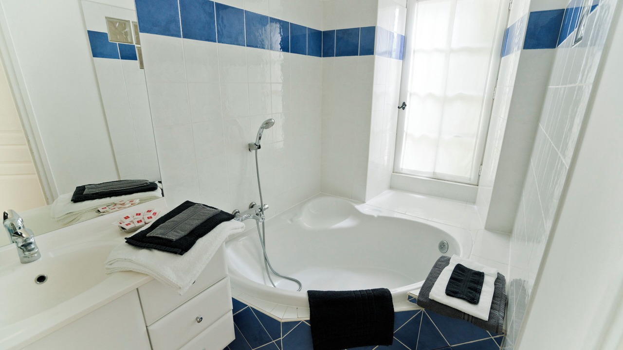 Photo of Bathroom in Villamblard