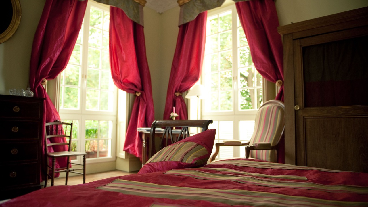 Photo of Bedroom in Bures-sur-Yvette