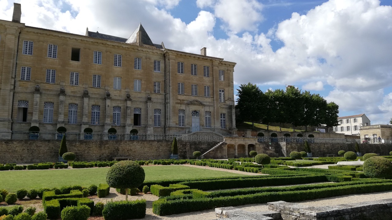 Photo of Others in Chenay