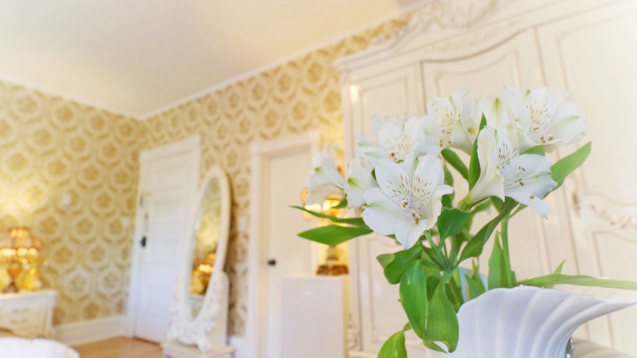 Photo of Bedroom in Queens Square