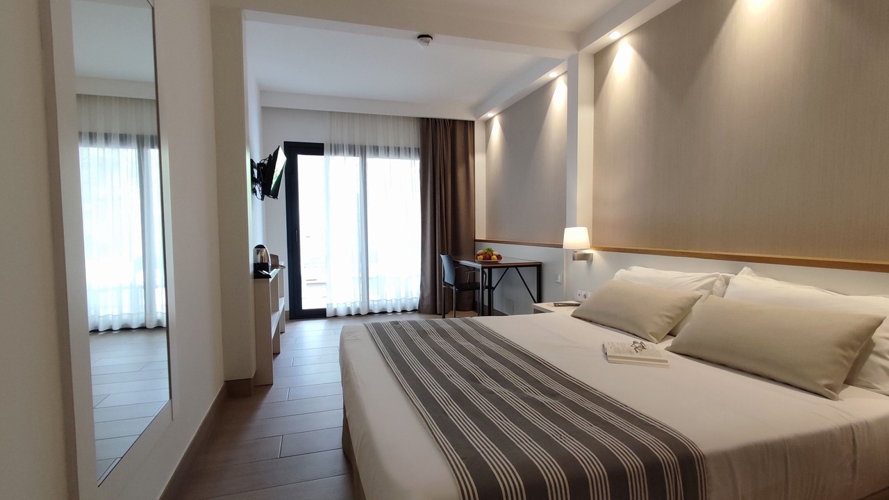 Photo of Bedroom in Lloret Town Center