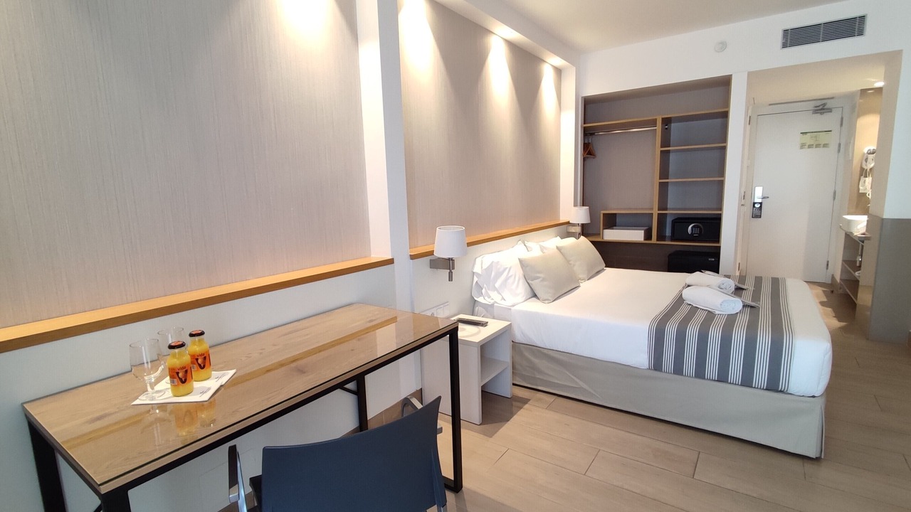 Photo of Bedroom in Lloret Town Center