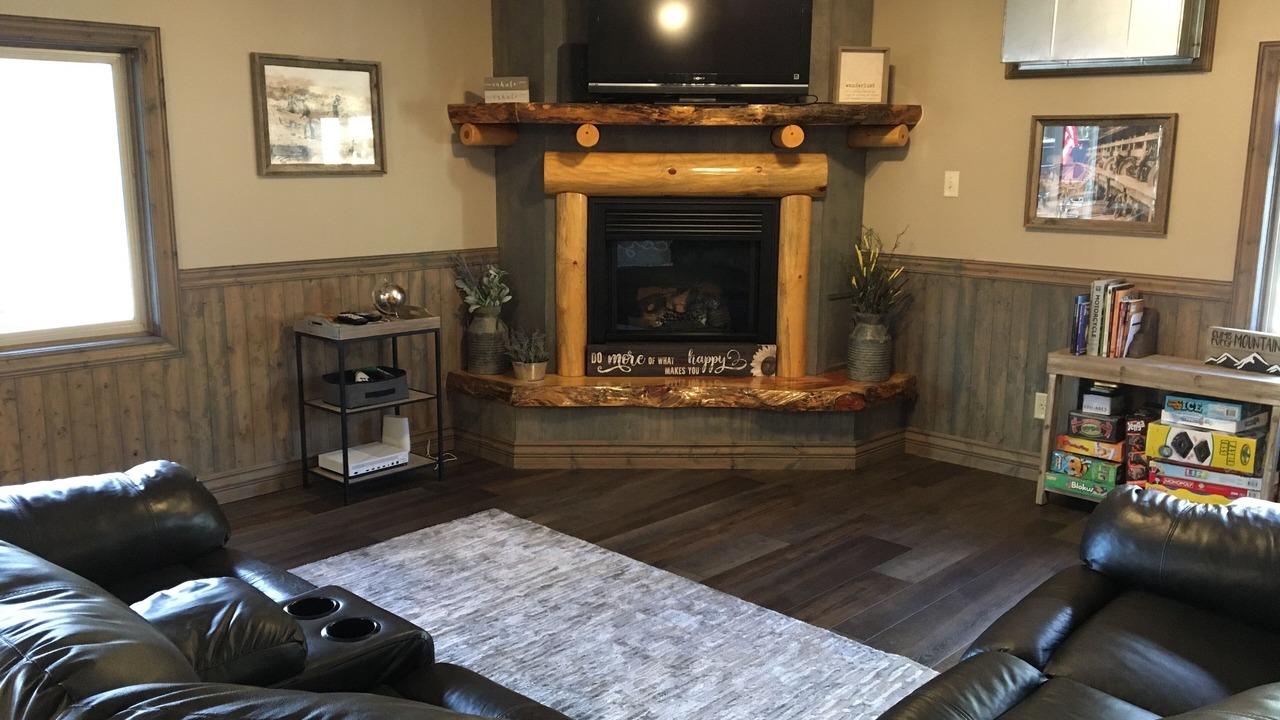 Photo of Livingroom in Rockerville