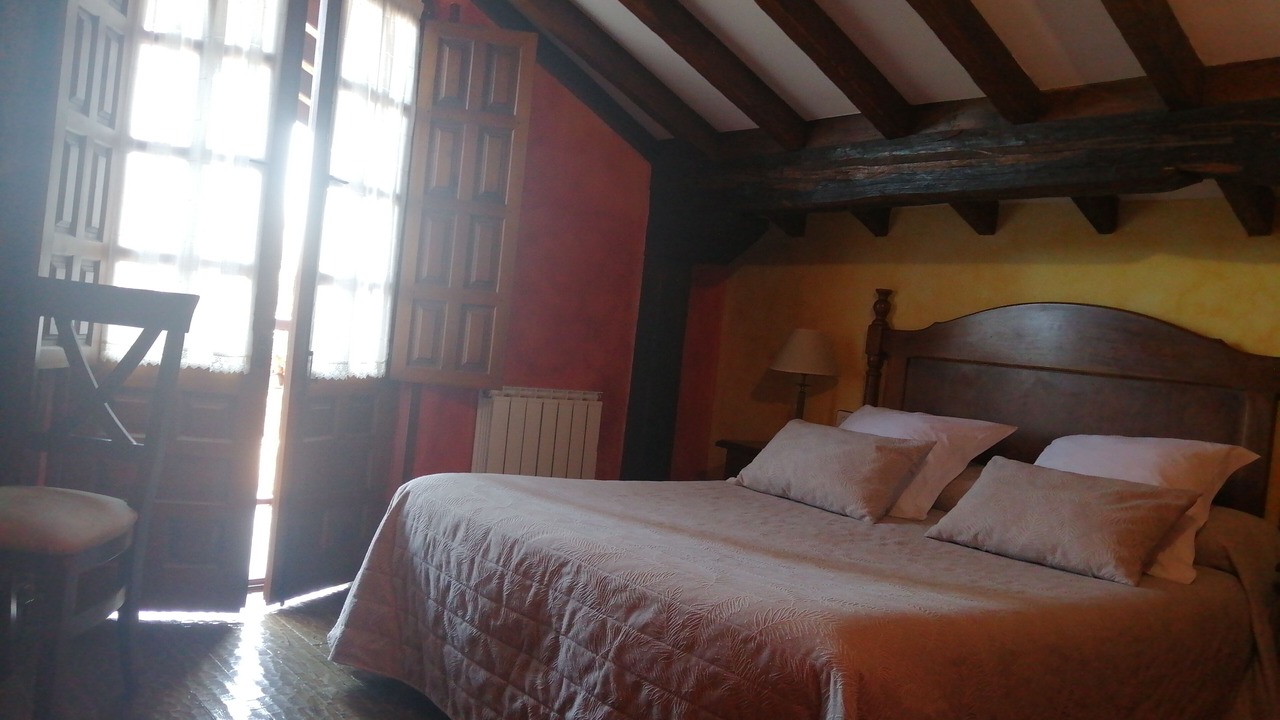 Photo of Bedroom in Santillana del Mar