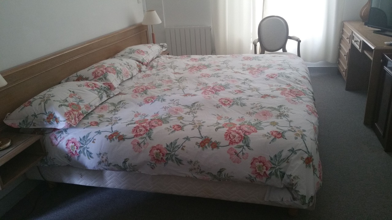 Photo of Bedroom in Sennely