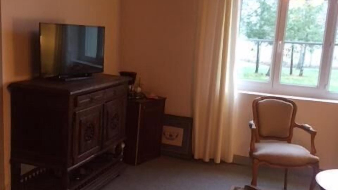 Photo of Others in Sennely