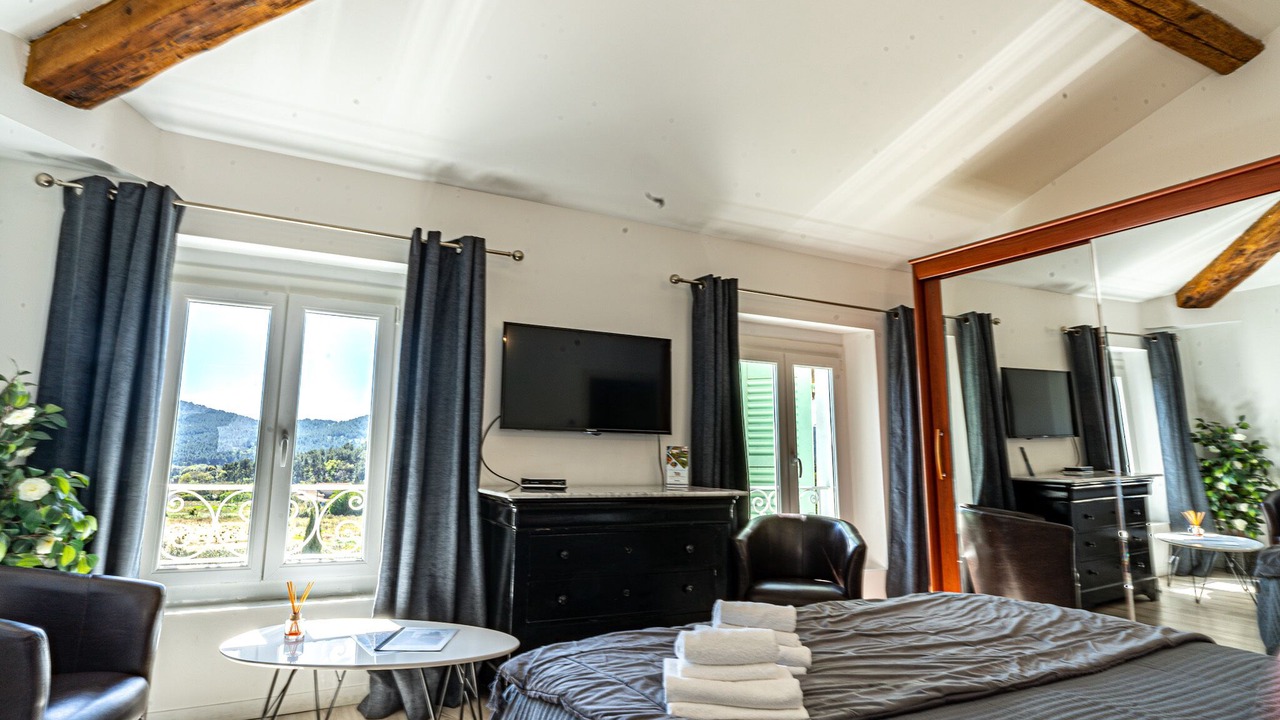 Photo of Bedroom in Hyeres