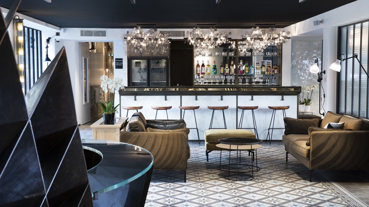 Photo of Others in Quartier Saint-Ambroise