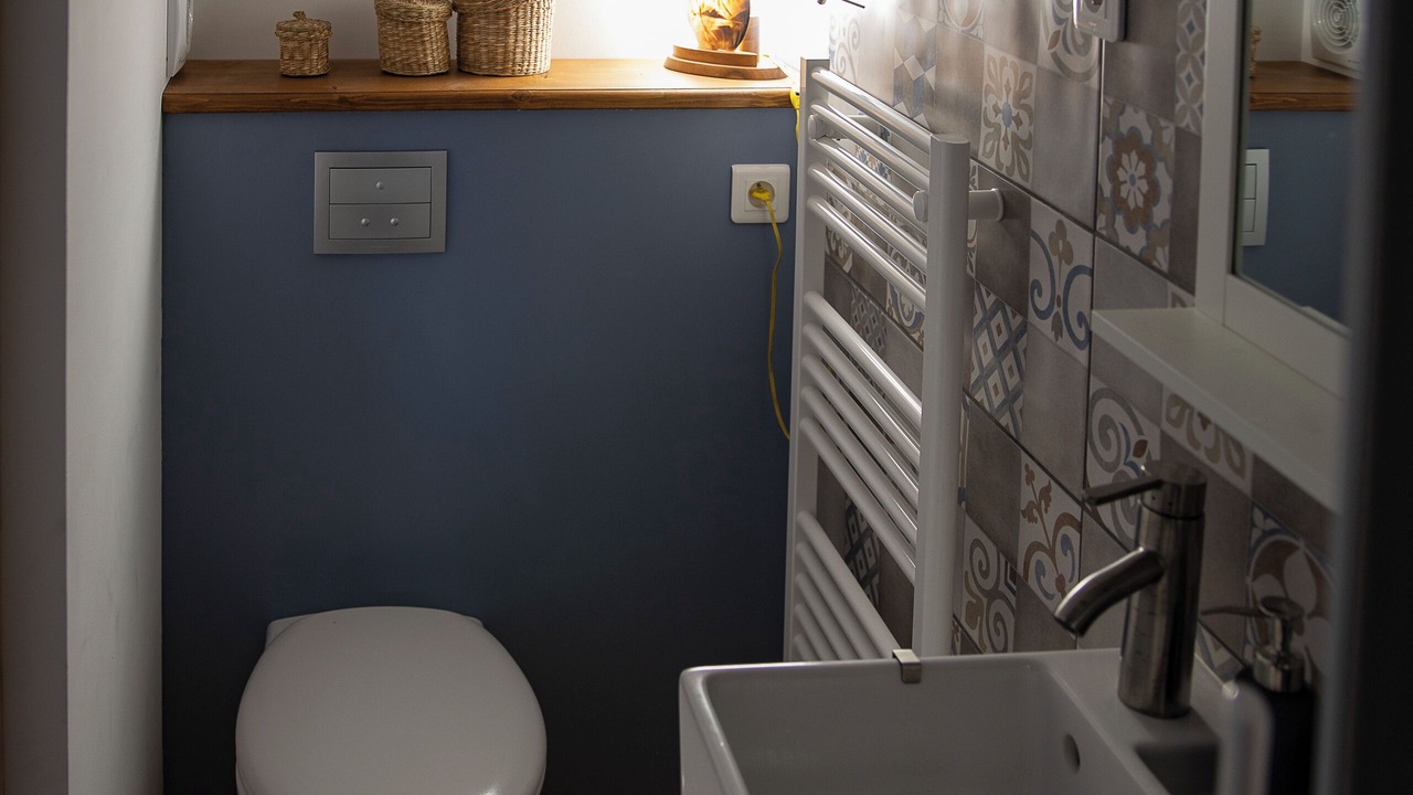 Photo of Bathroom in Versols-et-Lapeyre