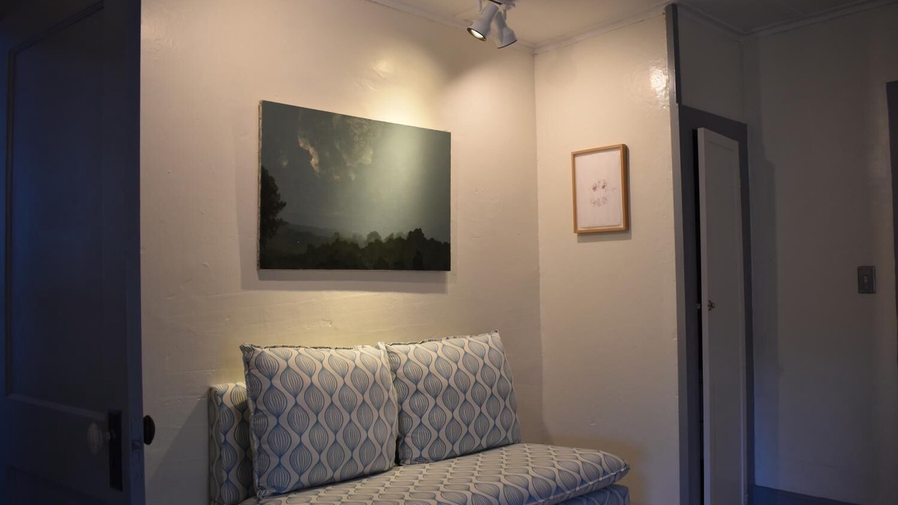 Photo of Livingroom in Elizabethtown