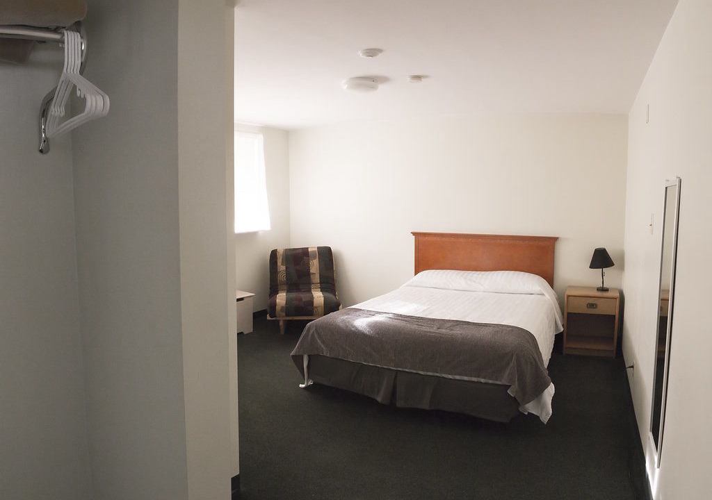 Photo of Bedroom in Division No. 16