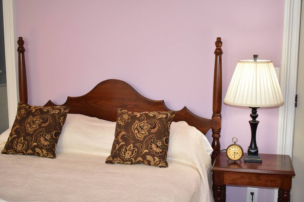 Photo of Others in Marlboro