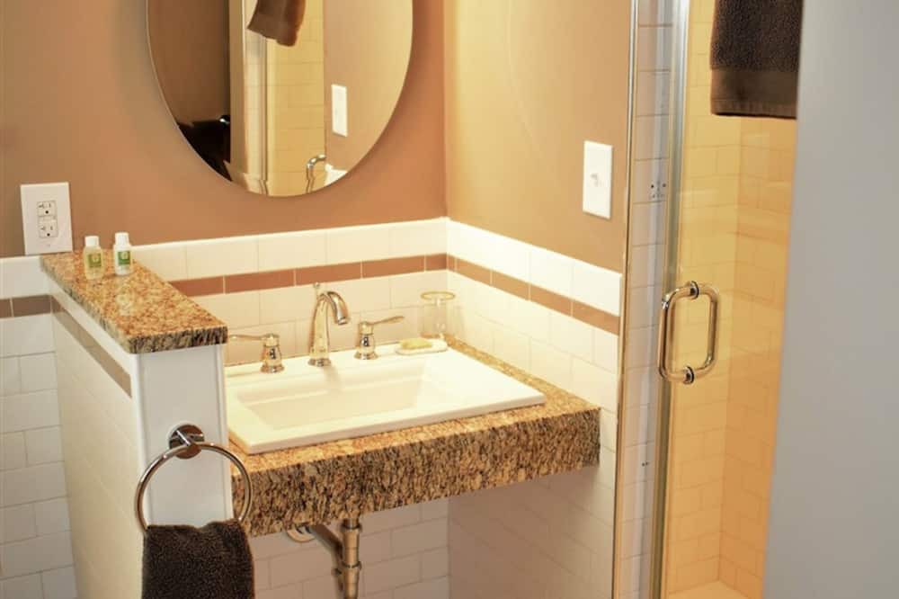 Photo of Bathroom in Marlboro