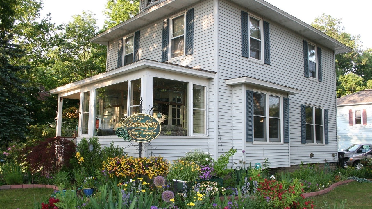 Photo of Buildings in Saugatuck