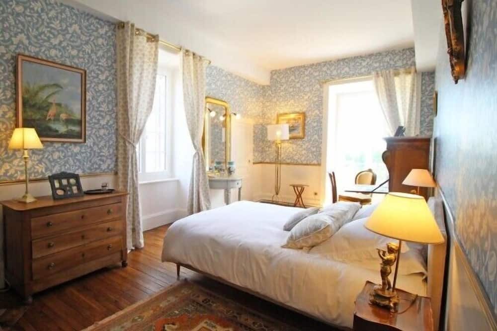 Photo of Bedroom in Isle