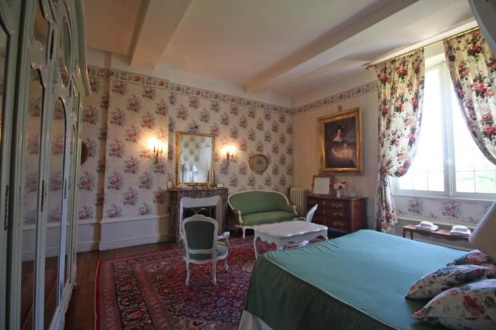 Photo of Bedroom in Isle