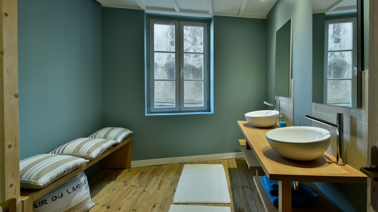 Photo of Bathroom in Montbrison