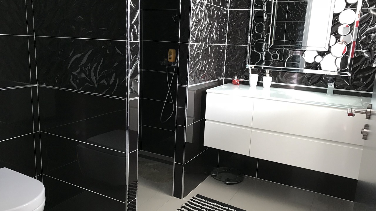 Photo of Bathroom in Saint-Junien