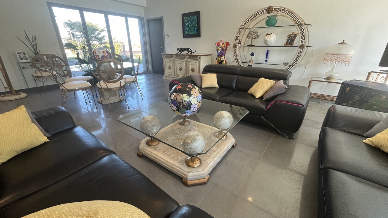 Photo of Livingroom in Saint-Junien