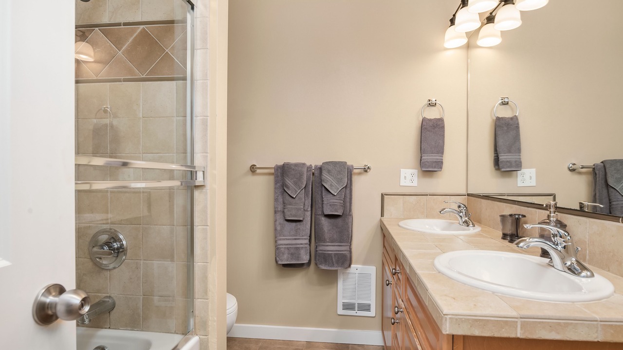 Photo of Bathroom in Mann