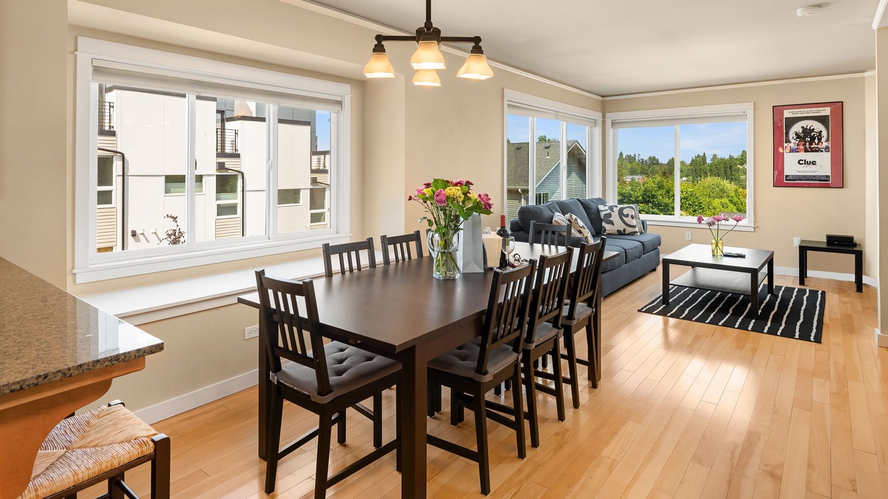 Photo of Others in Mann