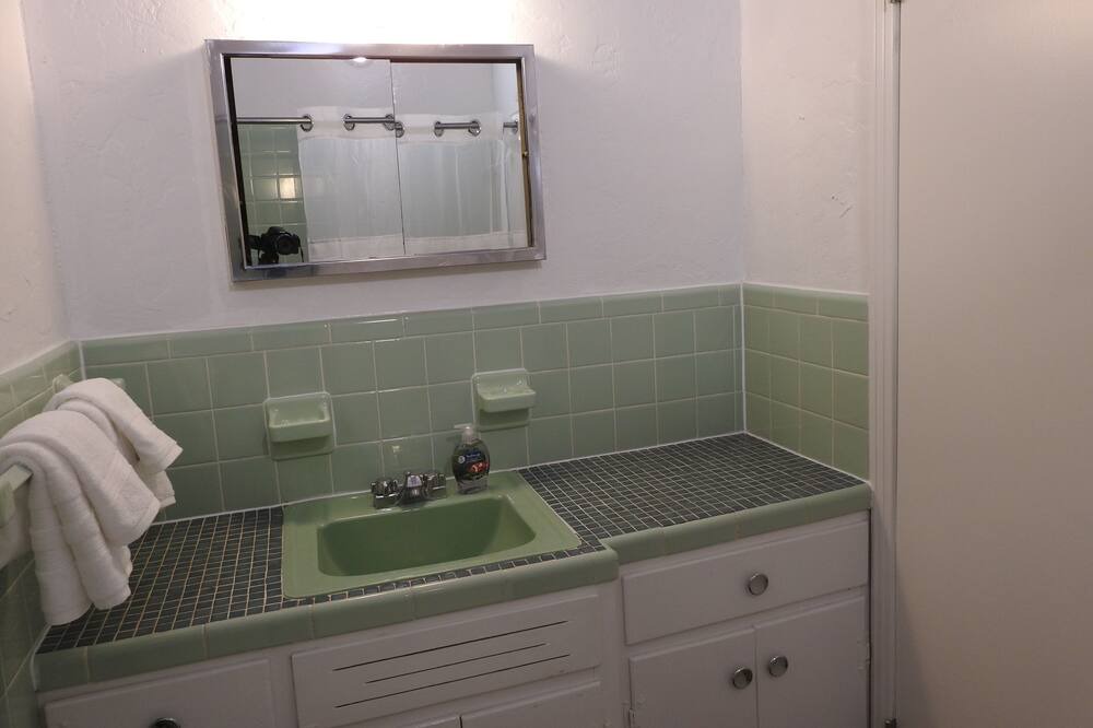 Photo of Bathroom in Eden Isle