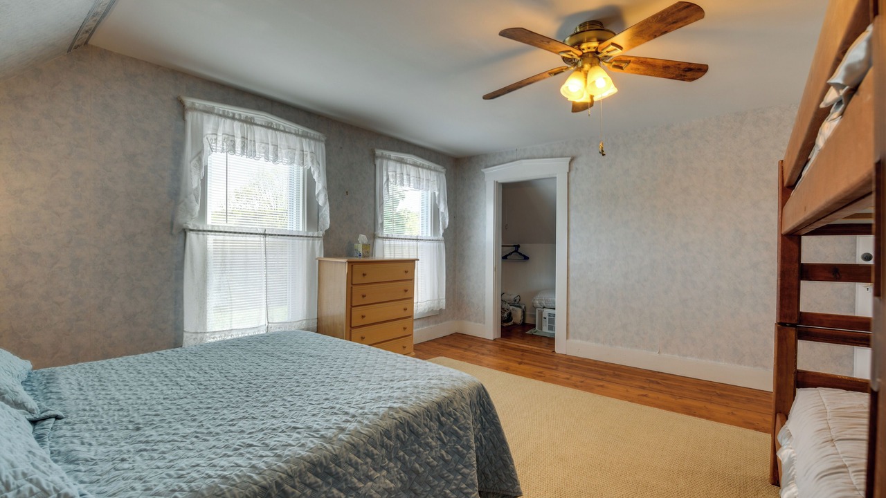 Photo of Others in Lake Elmore