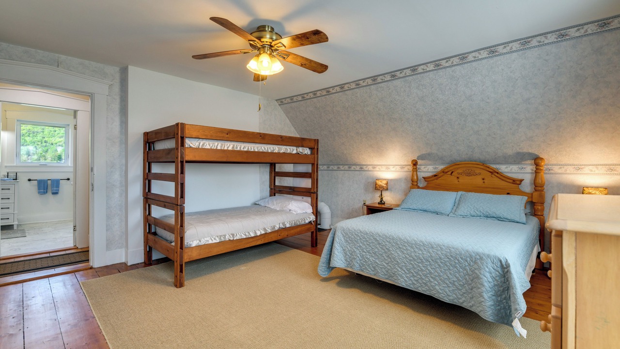 Photo of Others in Lake Elmore