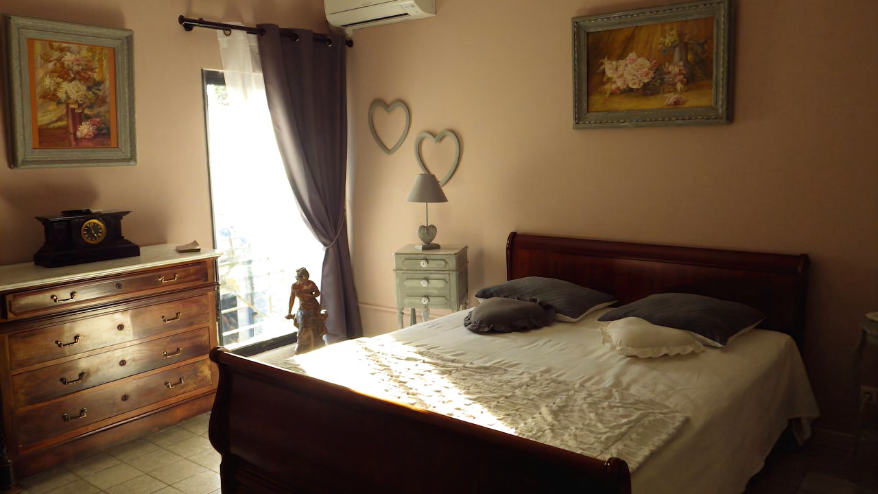 Photo of Bedroom in Bernis