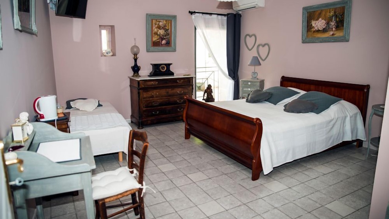 Photo of Bedroom in Bernis