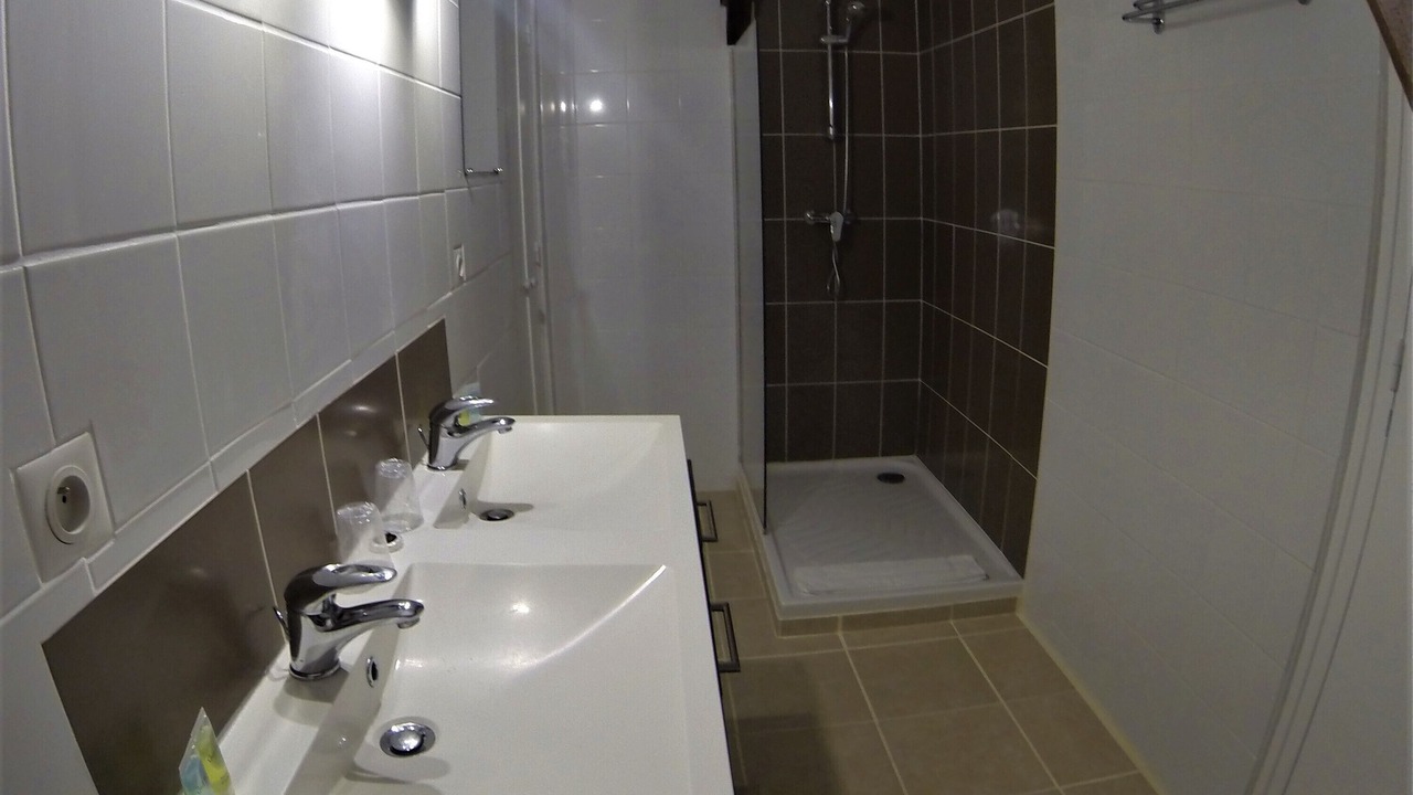 Photo of Bathroom in Cabrerets