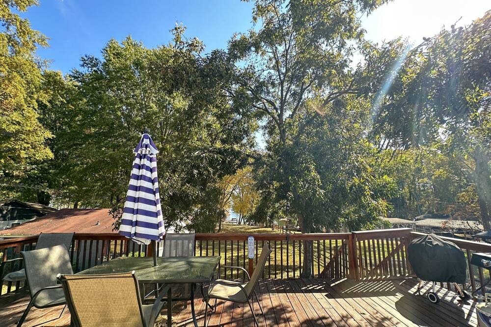 Photo of Outdoor in Norwood