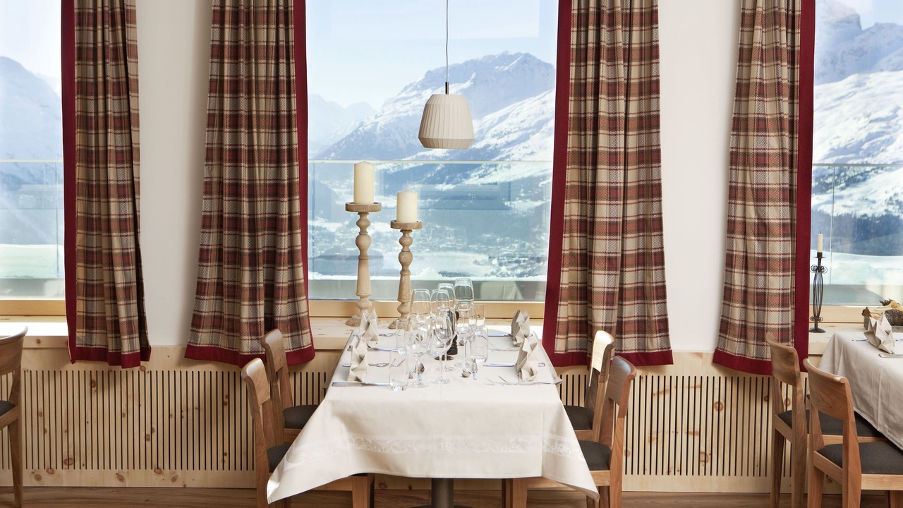 Photo of Others in Samedan
